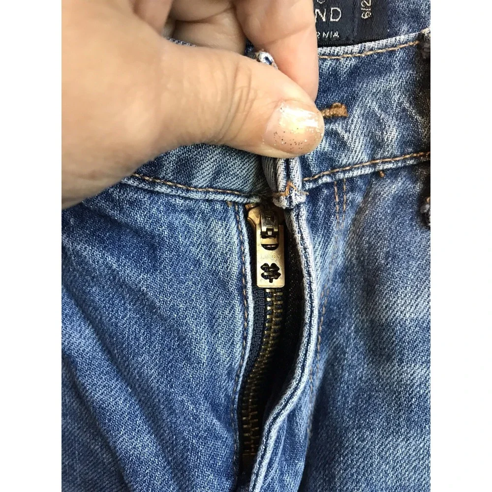 Lucky Brand Sz 6/28 The Roll Up Distressed Denim Shorts - Picture 5 of 8